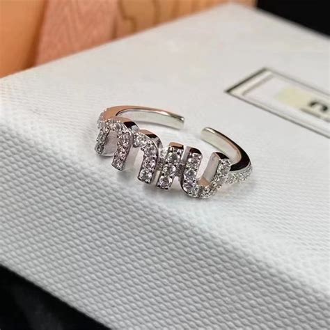 anello miu miu
